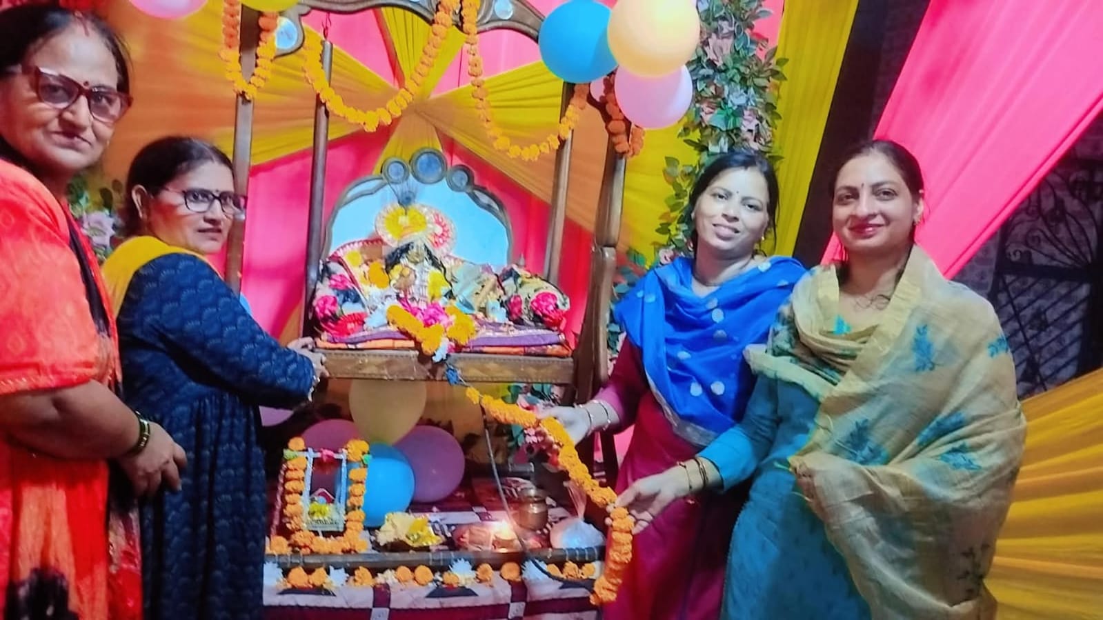 झारखंड महादेवालय में लड्डू गोपाल जी की छठी धूमधाम से संपन्न