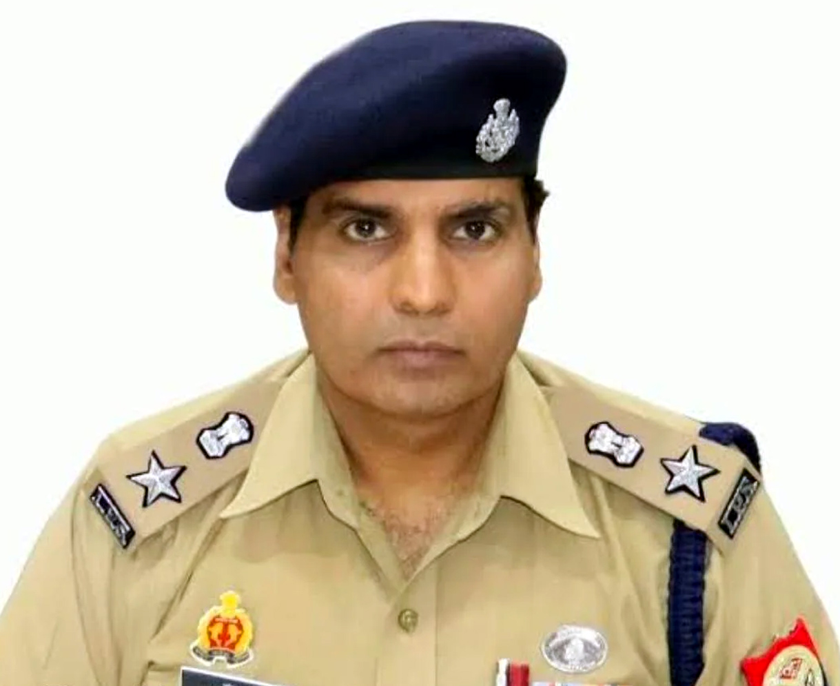 कर्नाटक में छिपा 15 हजार का ईनामी गैंगस्टर गिरफ्तार