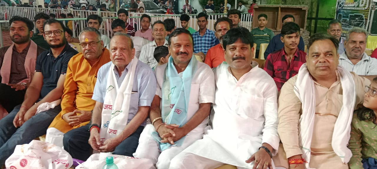 पटेल नगर रामलीला में जन्मे भगवान श्रीराम