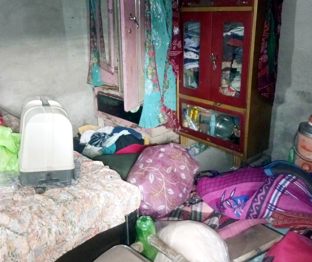 कुरथल में लाखों का सामान भरकर ले गई चोरों की बारात