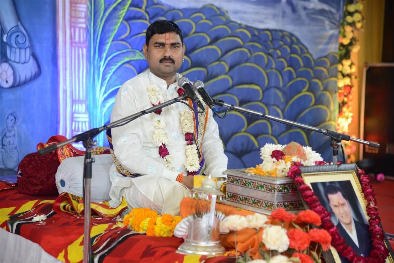 कथा श्रवण से जीवन में आता है सत्य, चित और आनंद : तिवारी