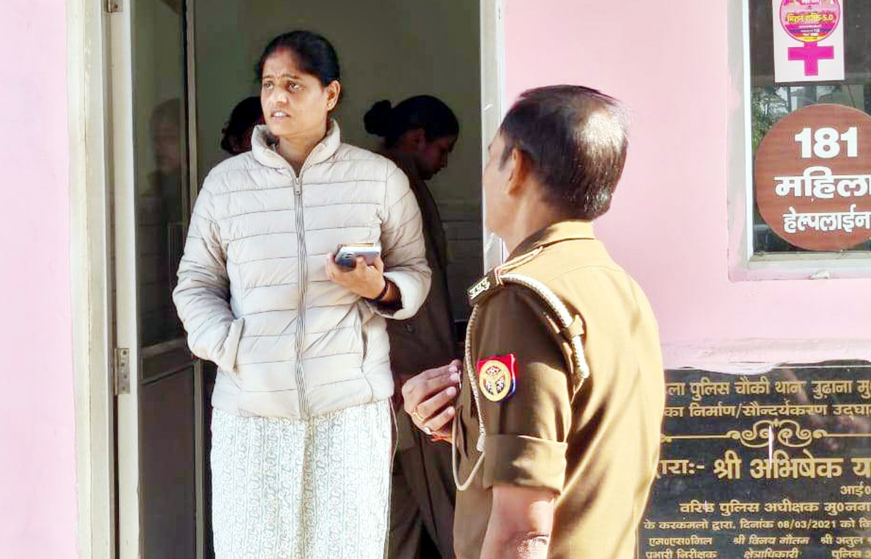 एसपी इंदू सिद्धार्थ ने साइबर सेल में दर्जं प्रकरणों का लिया हिसाब